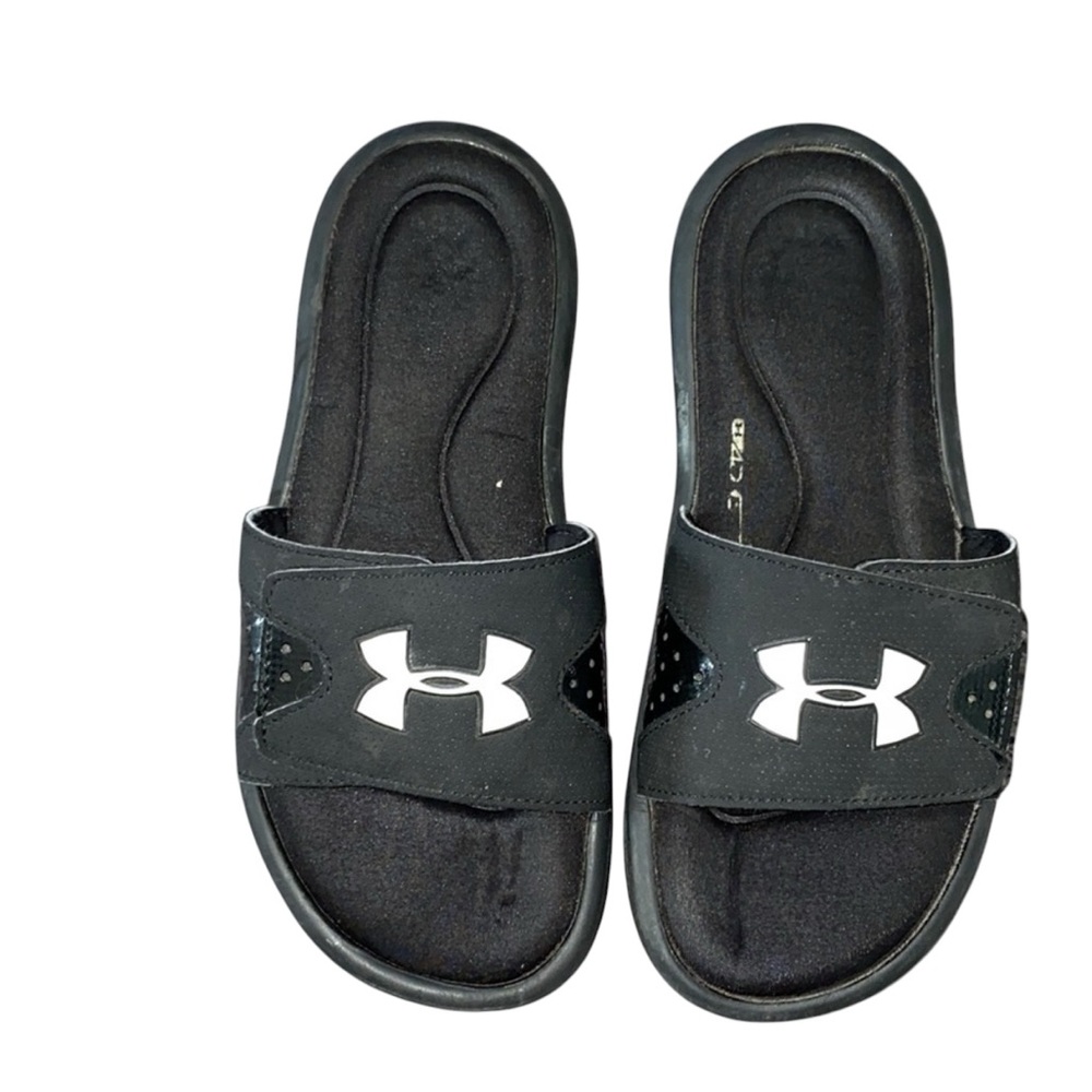 UNDER ARMOUR LGNITE Size 5Y